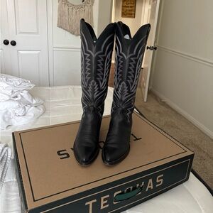Tecovas “The Abby Wide Calf” Boots Size 8.5B in Midnight Cowhide